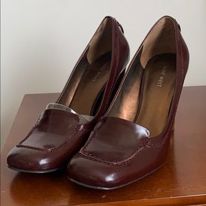 WOMANS HEELS SIZE 10